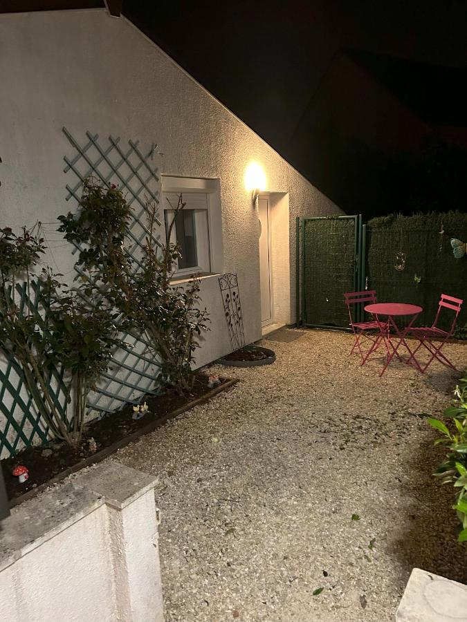 Maison Studio Le Bois Fleuri Croissy-Beaubourg Zewnętrze zdjęcie