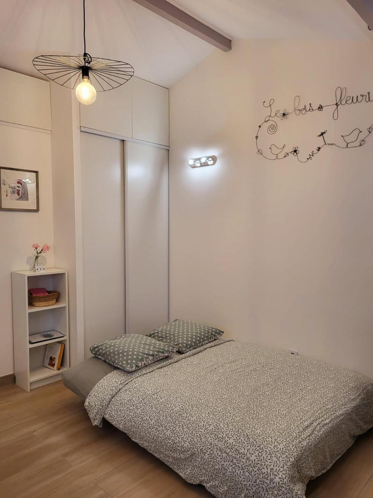 Maison Studio Le Bois Fleuri Croissy-Beaubourg Zewnętrze zdjęcie